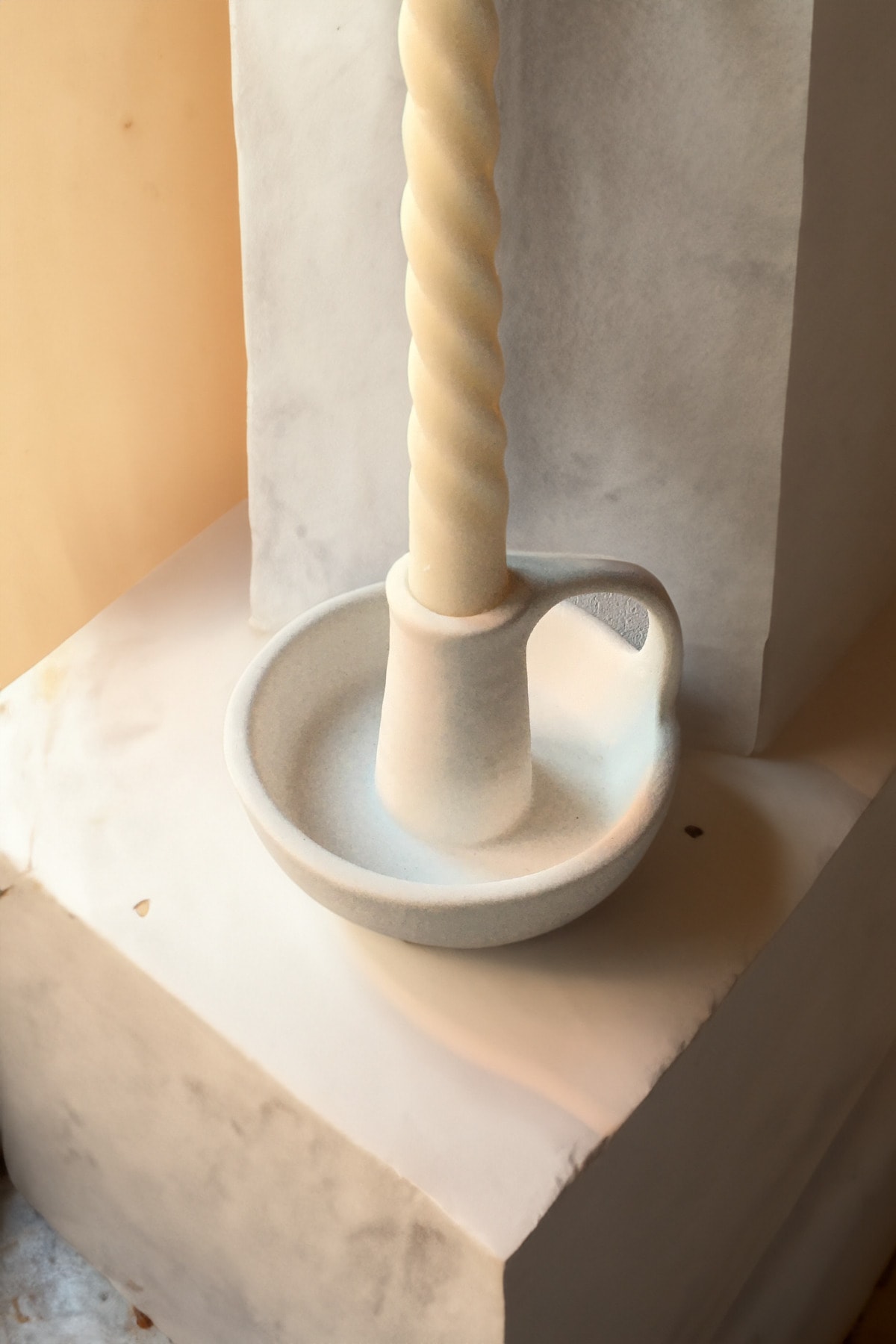Kulplu Şamdan Mumluk Beton Beyaz