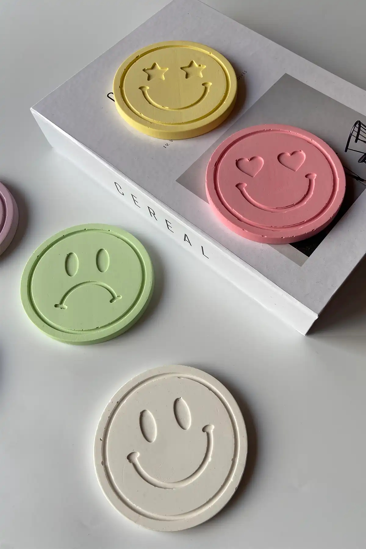 6’lı Renkli Emoji Bardak Altlığı