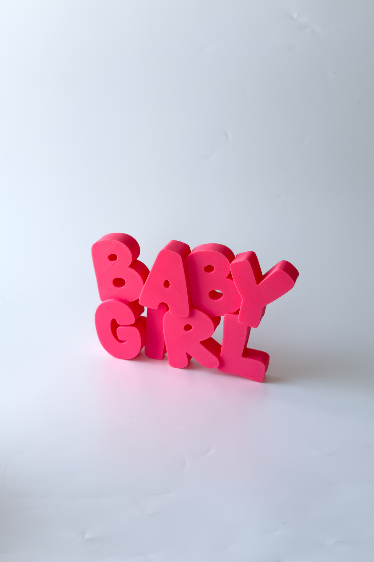 Baby Girl Yazılı Dekor – Bebek Odası Dekorasyonu, Masa ve Raf Süsü