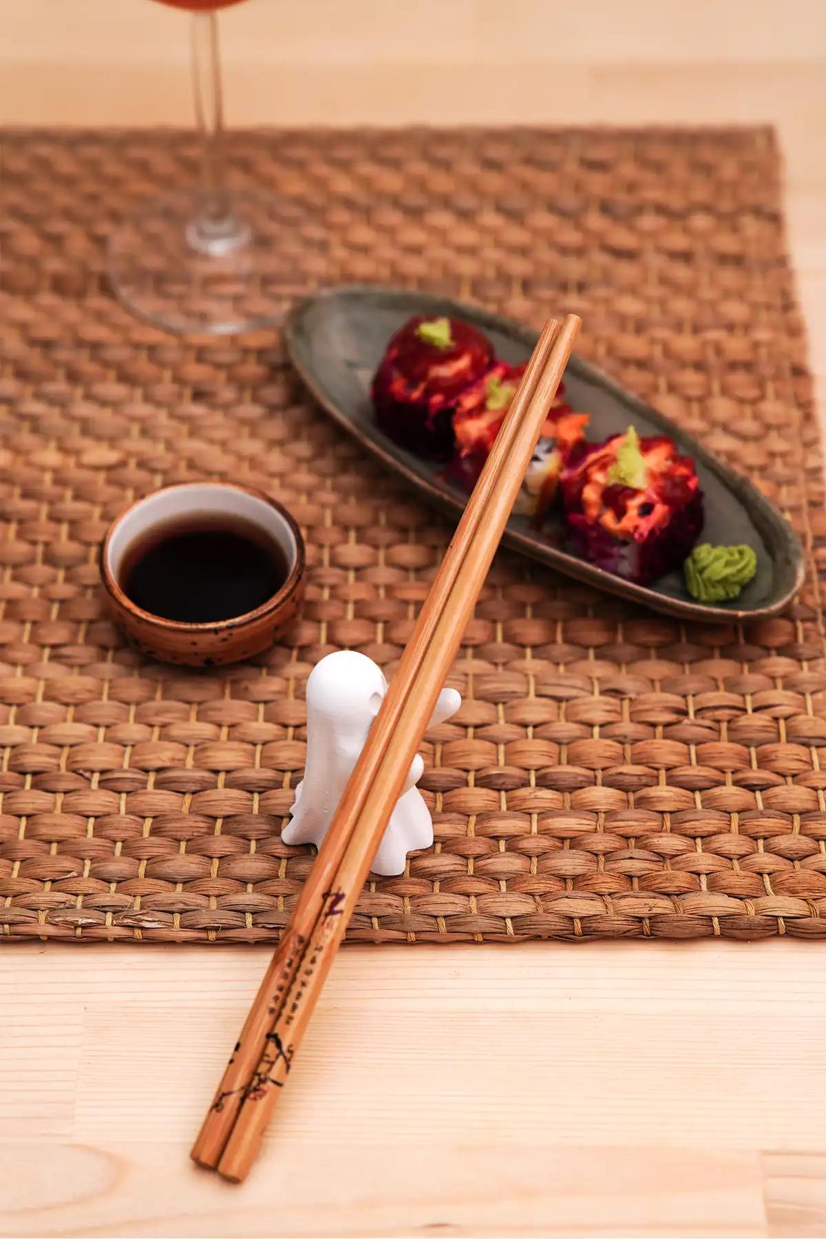 Mini Hayalet Chopstick Tutucu