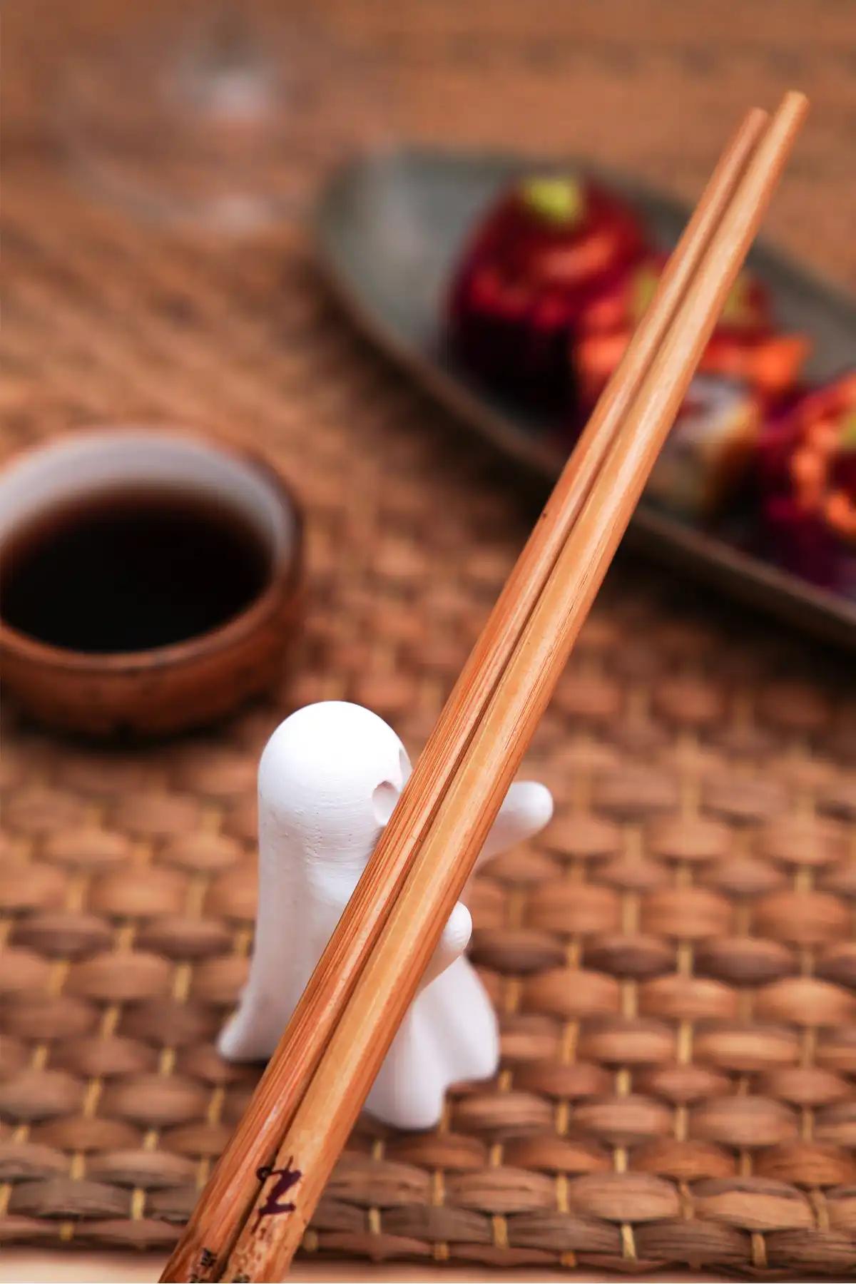 Mini Hayalet Chopstick Tutucu
