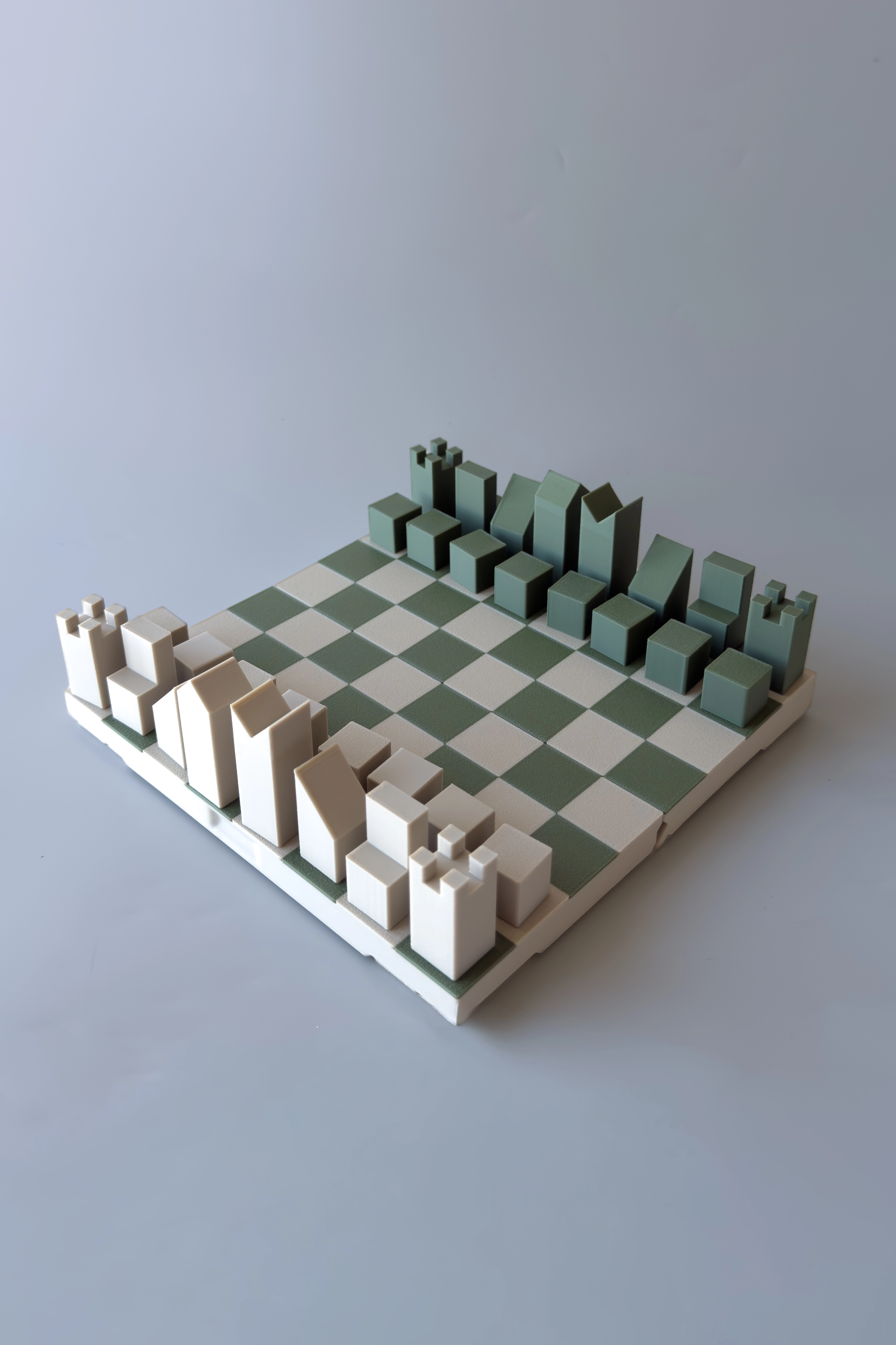Mini Satranç Kutu Oyunu 17x17 cm – Dekoratif ve Taşınabilir Satranç Seti
