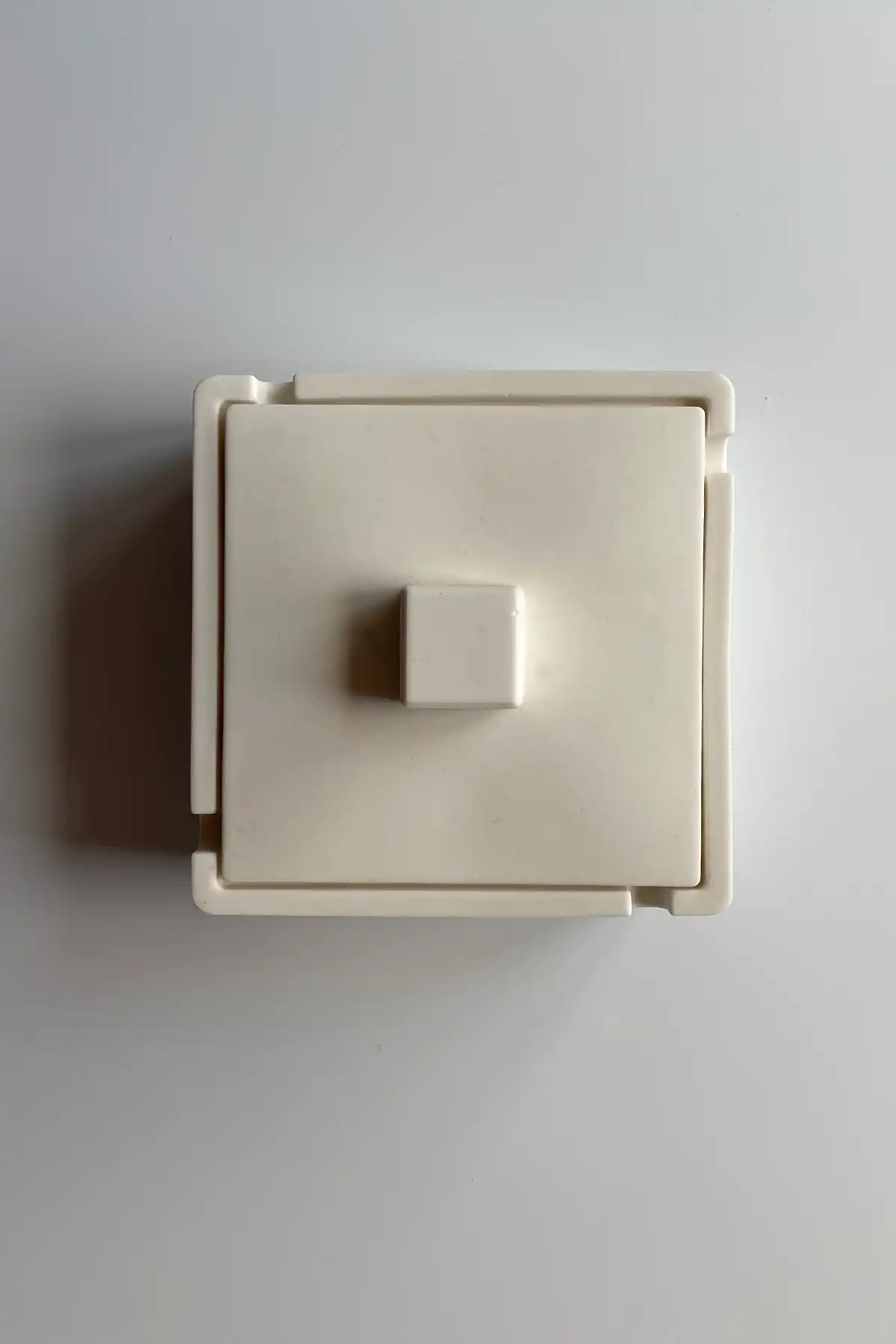 Square Kapaklı Kül Tablası