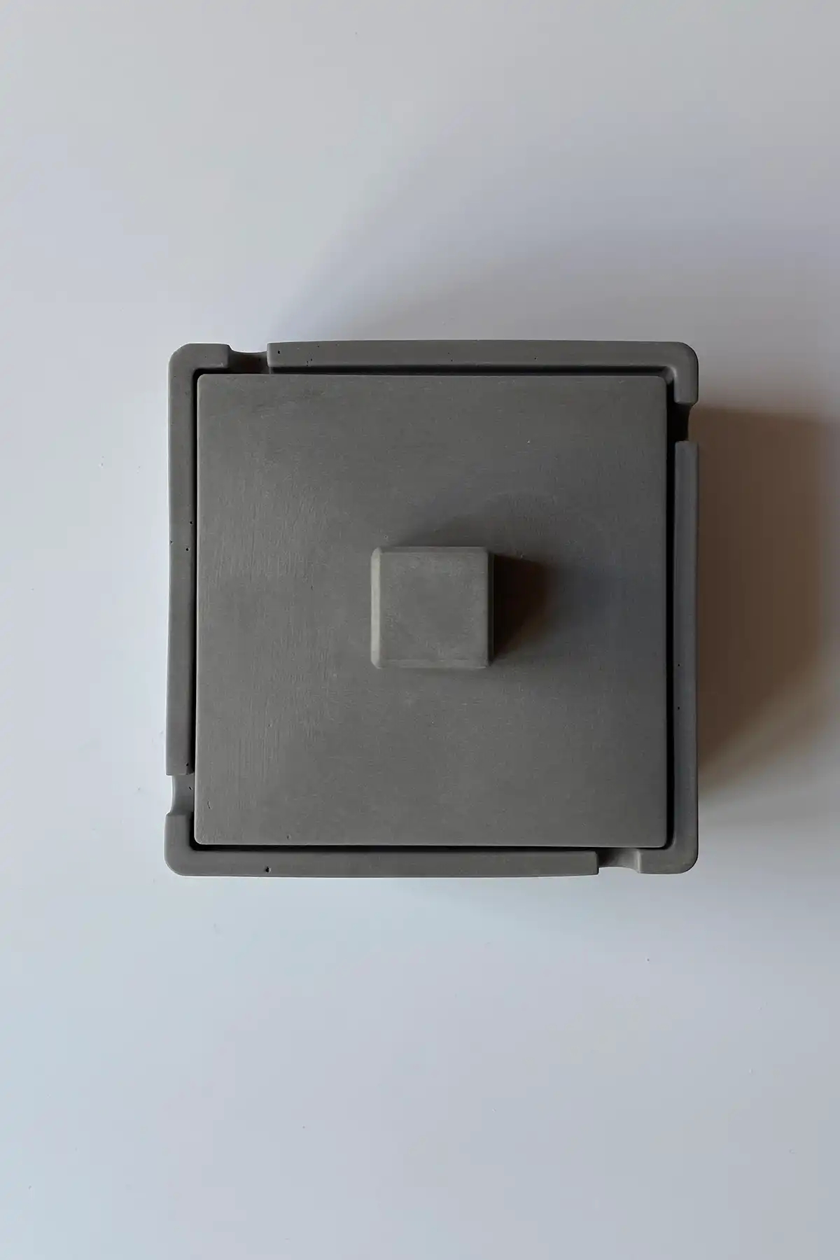 Square Kapaklı Kül Tablası