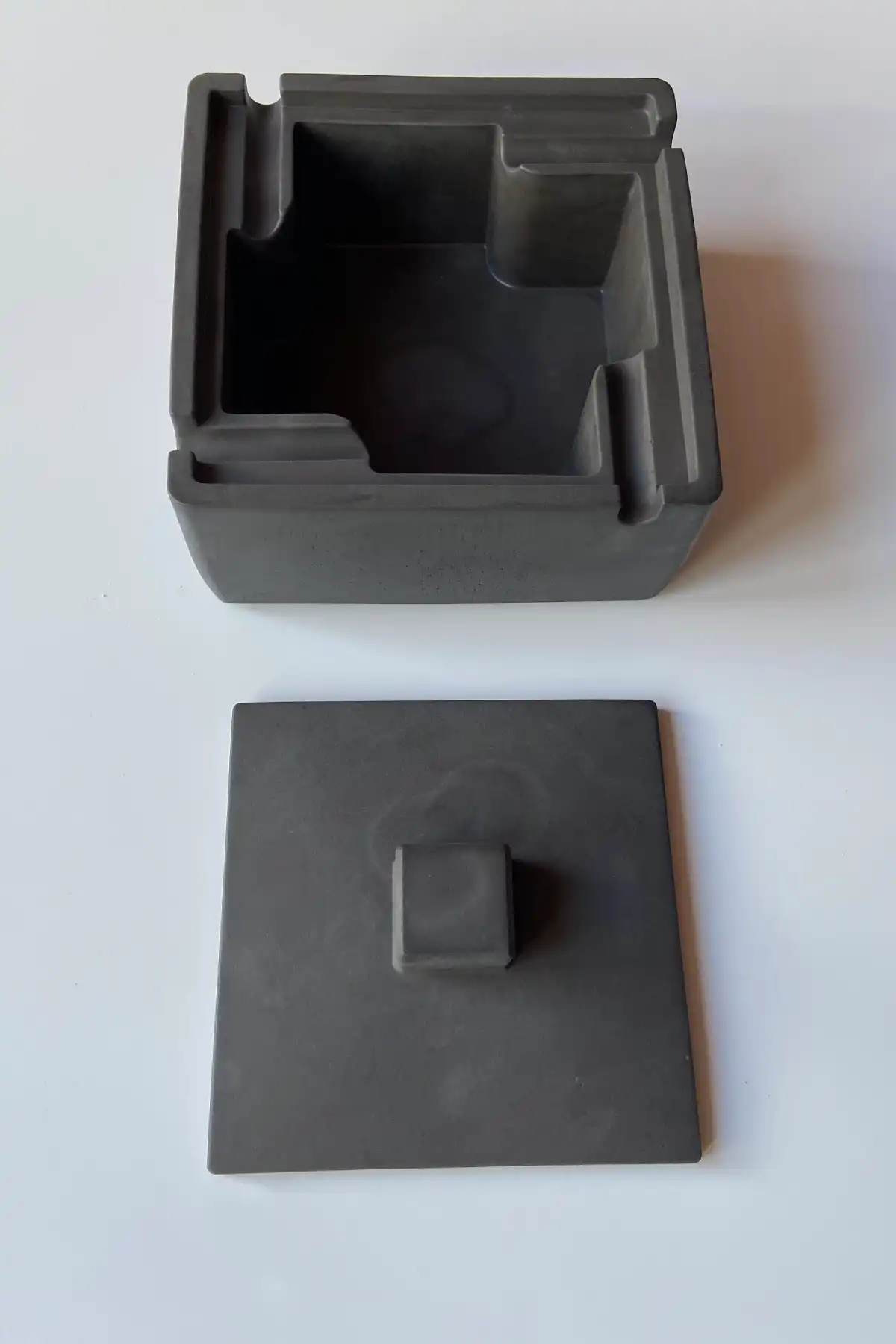 Square Kapaklı Kül Tablası