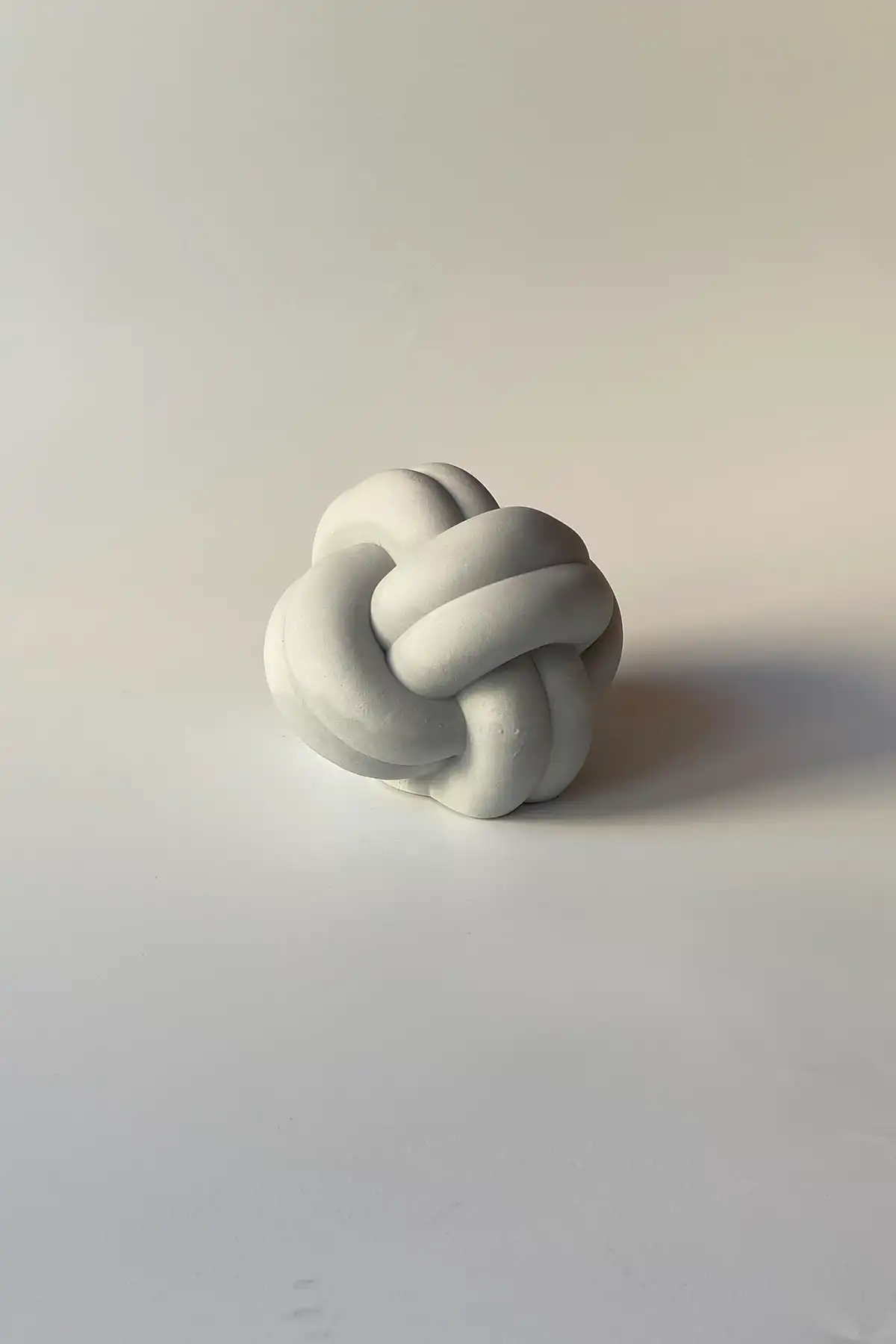 Knot Kitap Tutucu