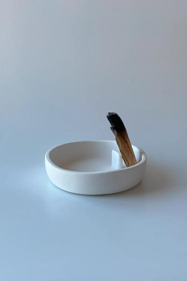 Asimetrik Palo Santo Tütsülüğü