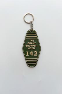 Retro Budapest Hotel Gümüş Zincir Anahtarlık